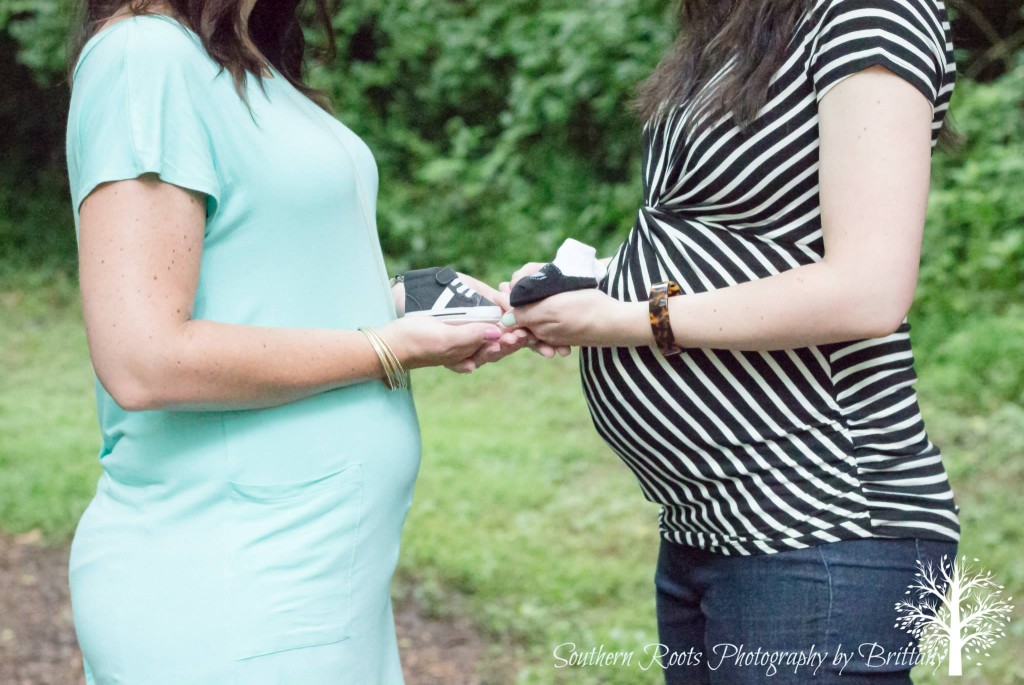 maternity photo shoot, maternity photos, maternitywear, maternity style, maternity fashion, photoshoot ideas, baby pictures, sisters, sister photo shoot ideas, sister pictures, sisters, photoshoot with sisters, family photo shoot ideas