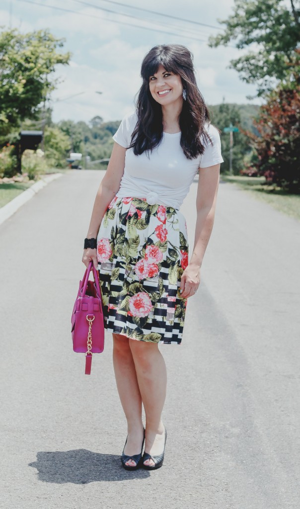 knoxville fashion blogger, funny fashion blogger, east tennessee fashion blogger, mom life, statement skirt, knoxville fashion, knoxrocks, southernrootsphotography, ootd, southern style