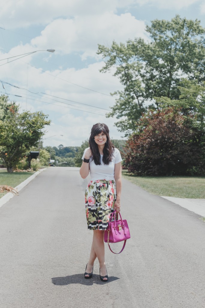 knoxville fashion blogger, funny fashion blogger, east tennessee fashion blogger, mom life, statement skirt, knoxville fashion, knoxrocks, southernrootsphotography, ootd, southern style, knoxville fashion blog, knoxville fashion blogger