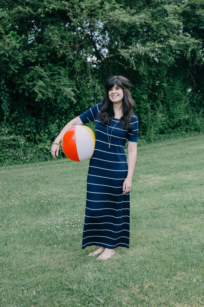 knoxville families magazine, knoxville beauty blogger, knoxville fashion, ootd, summer fashion, knoxville blogger elizabeth ogle, funny fashion blog, striped dress, mom life, mom blog